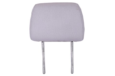 Opěrka hlavy přední levá 7L6881901S7E5