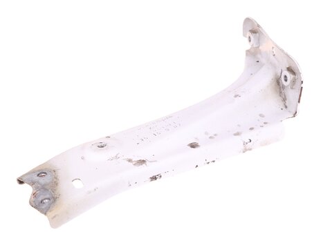 Držák blatníku levý  -2018  5E0821141