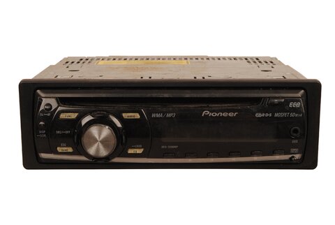 Autorádio s CD (MP3 WMA ) univerzální