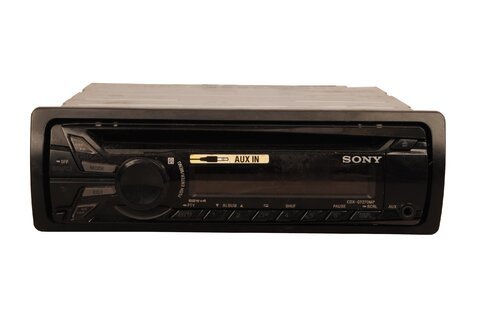 Autorádio CD, AUX, univerzální