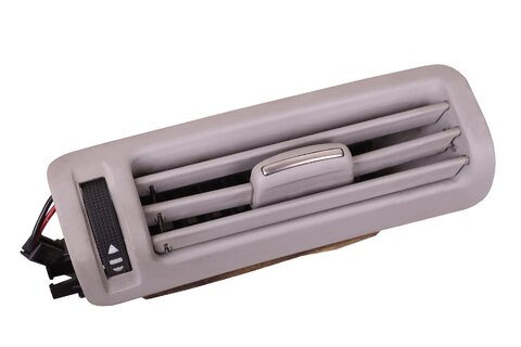 Výdech topení B-sloupku levý stříbrný 4F0819383A9NQP