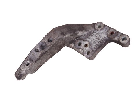 Držák motoru pravý - 1613974080