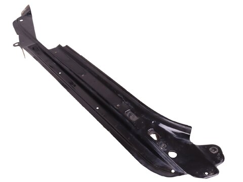 Držák blatníku pravý 7L6805158L