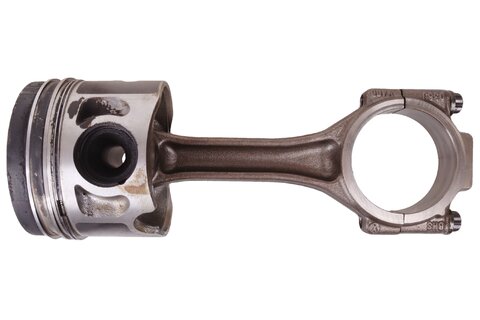 Sada ojnice   píst (3. a 4. válec) - 038107065HF