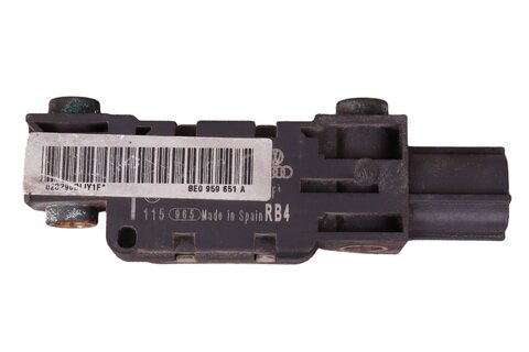 Senzor podélného zrychlení - 8E0959651A