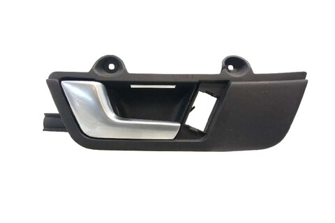 Klika dveří vnitřní přední levá 8E1837019G7PE