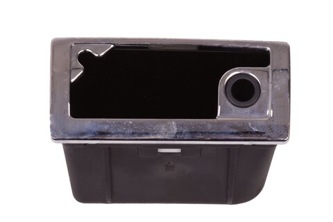 Vložka popelníku ve dveřích zadní pravý 7L6867318