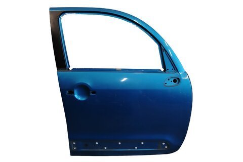 Pravé přední dveře 9004AW