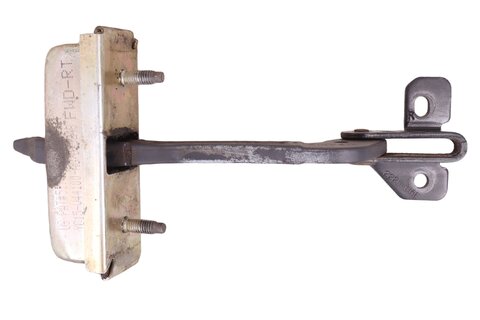 Omezovač zadních křídlových dveří (pravý) YC15-V44100-AK