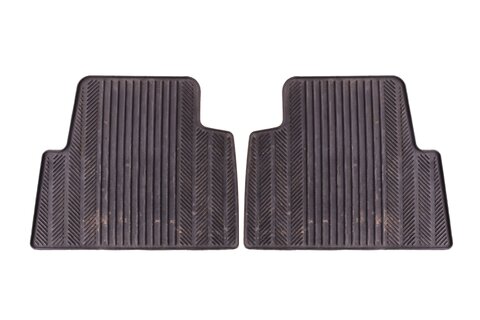 Gumové koberce zadní AM8V4J-13035-BA3YYW