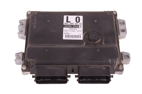 Řídící jednotka motoru 33920-79J0