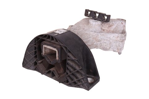 Silentblok motoru pravý 113758313R