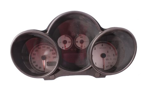 Přístrojový štít 1,9