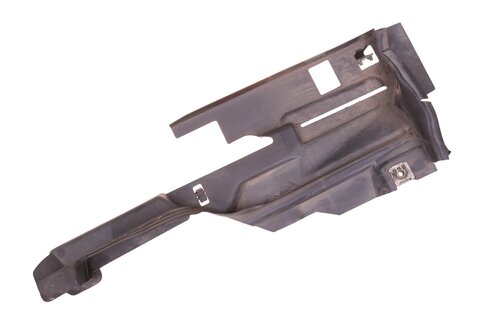 Kryt předního blatníku- levého BM51-A02477-AE