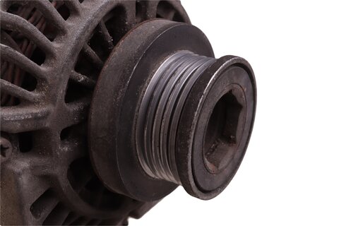 Alternátor ( 110A ) MITSUBISHI s pevnou řemenicí (5 žeber)