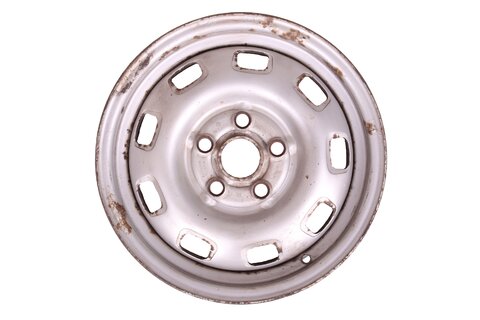 Disk kola 5x112 6Jx15H2 ET44 obdélníkové díry