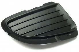 Záslepka mlhovky předního nárazníku pravá