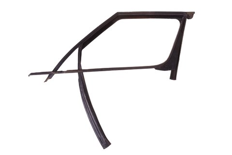 Těsnění okna stírací přední levé 5G4837478D