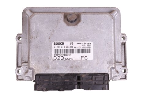 Řídící jednotka motoru 2.3 JTD 1351216080