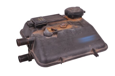 Expanzní nádoba vody (vývody do strany s čidlem)