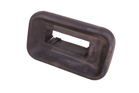 Průchodka potrubí klimatizace 6461J8