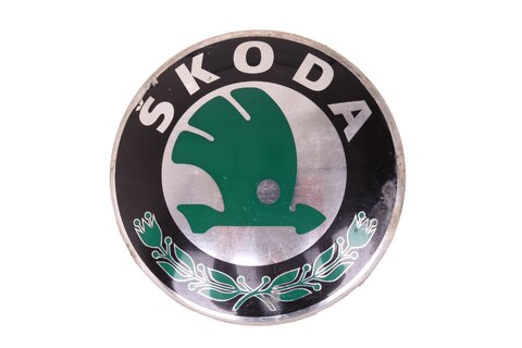 Znak ŠKODA zadní