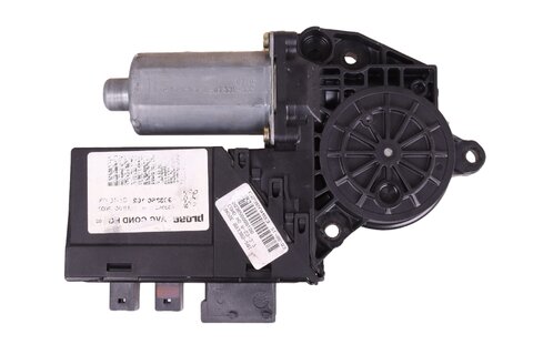 Motorek pravé přední stahovačky CC 9222P6