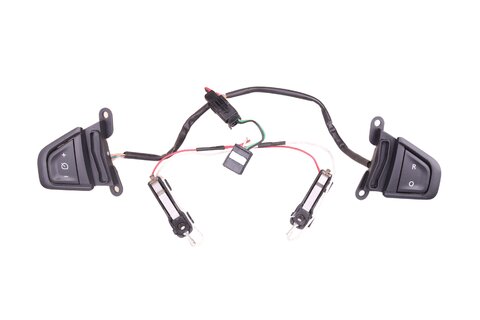 Ovládání tempomatu na volantu 484300021R