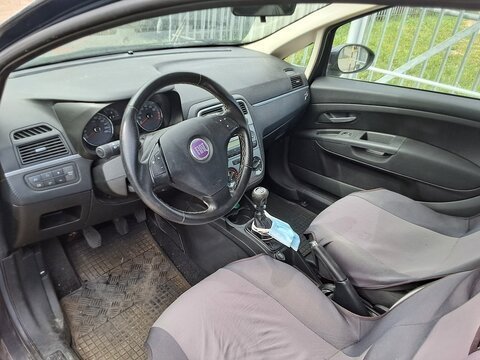 Fiat Punto grande 1.4 16V 70kW