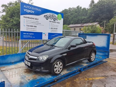 Opel Tigra TwinTop 1.8 16V 92kW