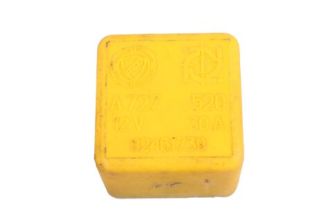 Relé 30A žluté 82461739