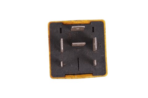 Relé žluté 46426365