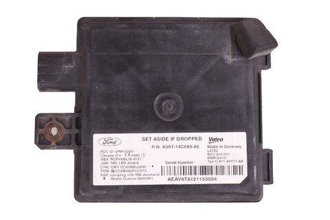 Řídící jednotka sledování mrtvého úhlu AV6T-14C689-AF