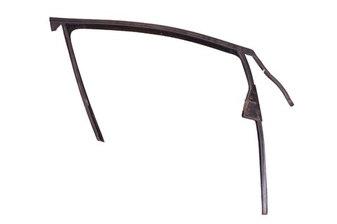 Vodící lišta skla pravá přední 13391200