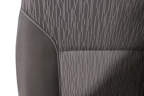 Sedadlo řidiče mechanické černé (TAJI) 13377523