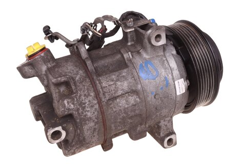 Kompresor klimatizace 926005211R
