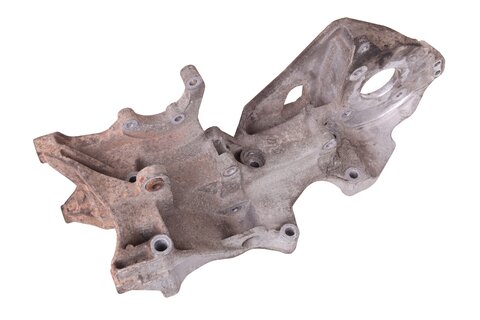 Držák alternátoru 03L903139L