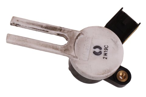 Snímač polohy spojkového pedálu 25889337