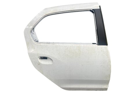 Dveře zadní pravé sedan 821000293R