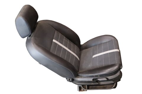 Sedadlo spolujezdce mechanické černé 9V41-S62900-AB1EYQ