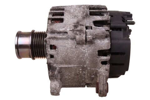 Alternátor 140A 04E903015T