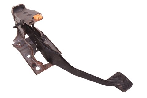 Brzdový pedál manuální převodovka 4501Z0