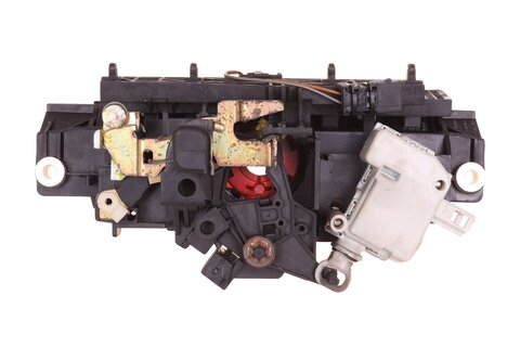 Madlo pátých dveří 4B0827565J