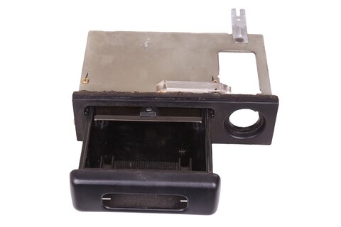 Popelník- přední 688008H700