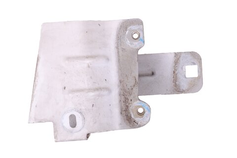 Držák blatníku levý 631415422R