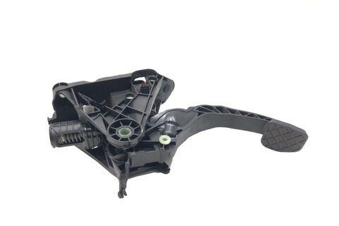 Spojkový pedál komplet 5Q1721059GH