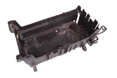 Držák akumulátoru spodní 75Ah, 85Ah 13330951