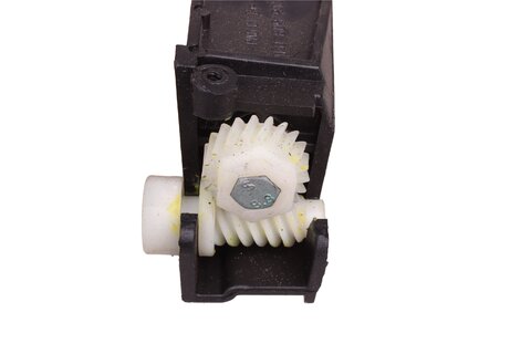 Držák zadního nárazníku levý 4E0810915B