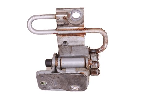 Závěs předních dveří spodní pravý 4E0831412C