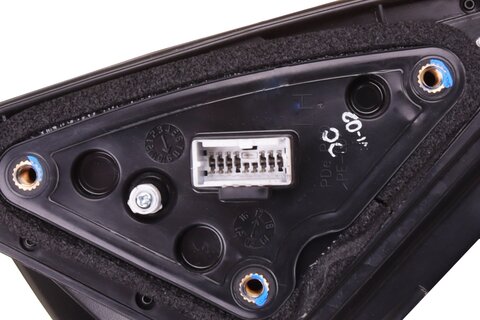 Vnější zpětné zrcátko - levé (14 pinů - I.M.S., osvětl. nástup, el. sklopné, blikač, lakovací) 87610S0060